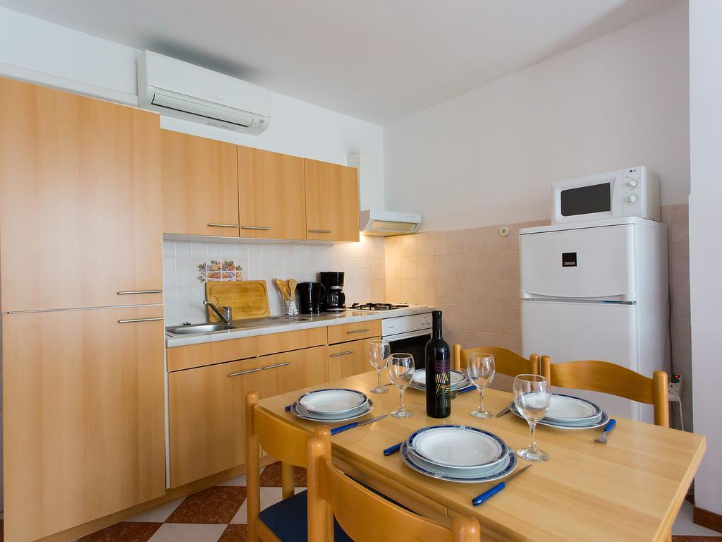 Apartments Ava Poreč Kültér fotó